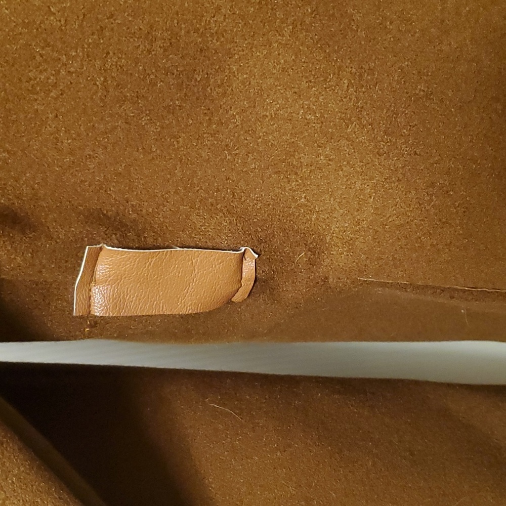 Coat - Picture 6 of 12